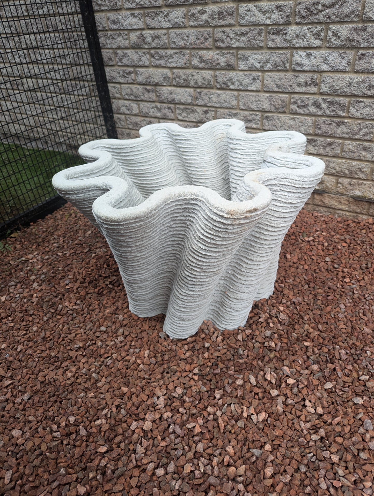 Small Coral Pot