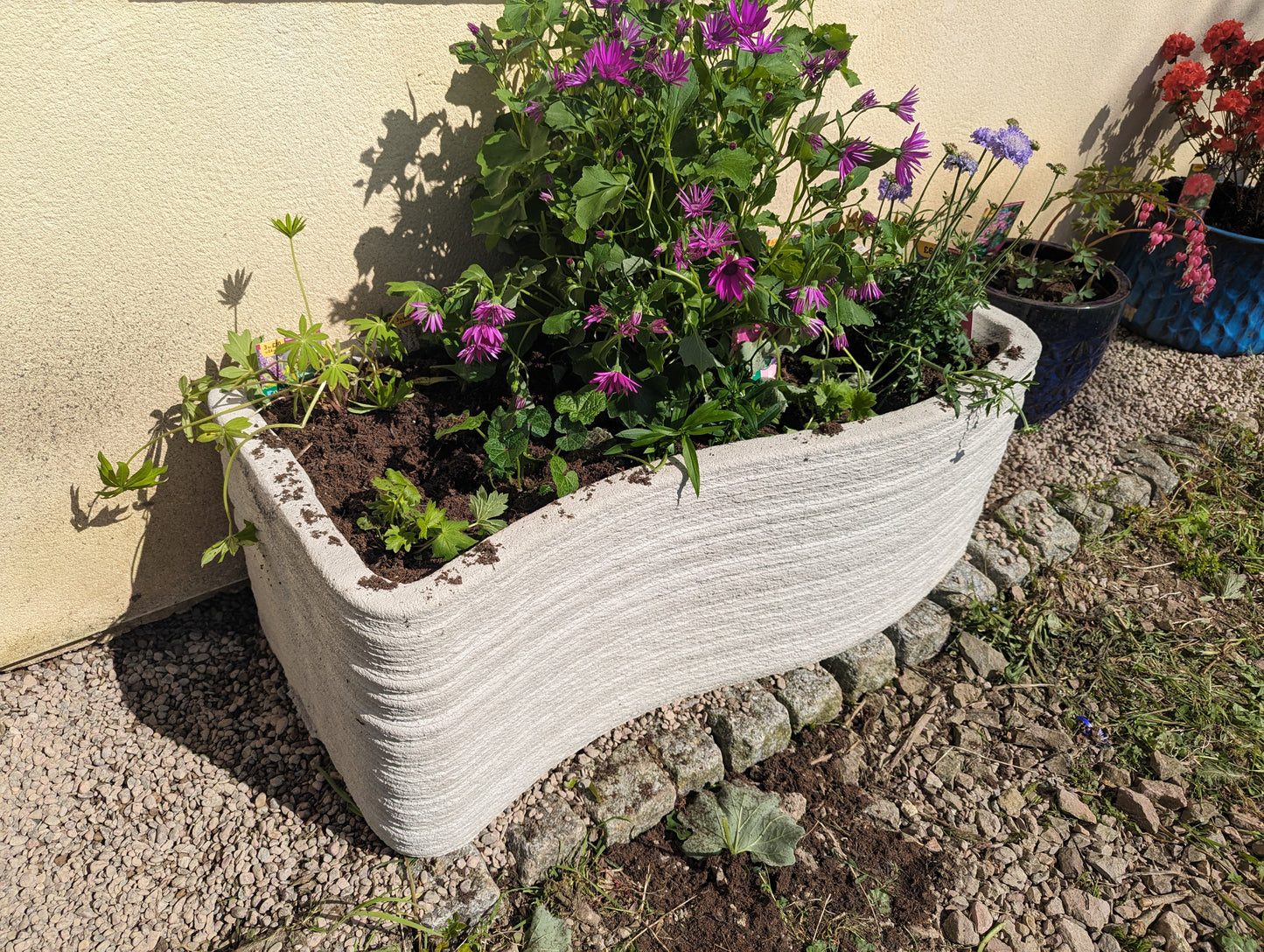 Wave planter